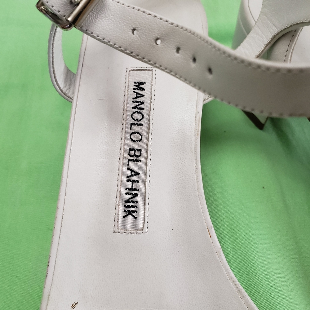 Manolo Blahnik sandals .silver an white Each 125 - Picture 9 of 16